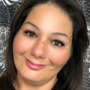 Meet your Posher, Regina